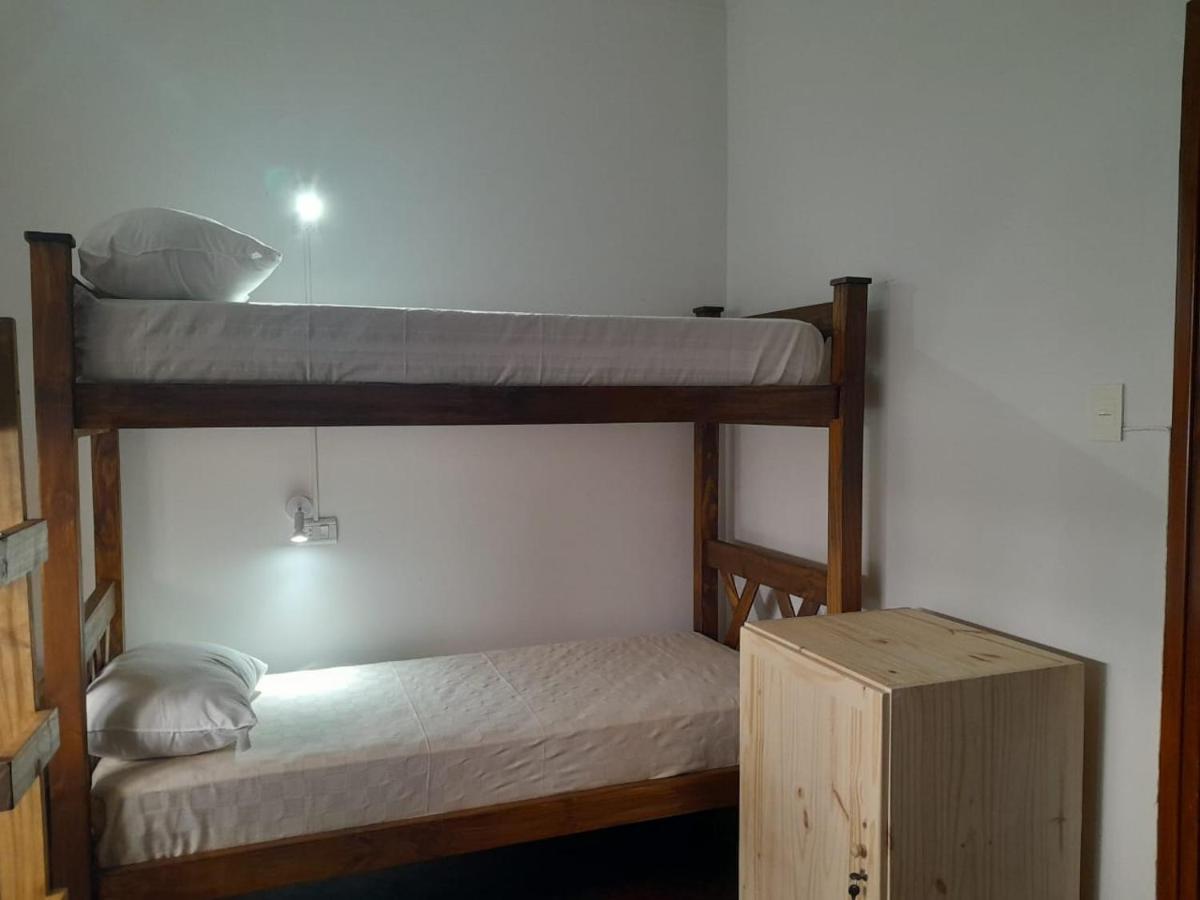 Hostel Terminal Mendoza Bagian luar foto